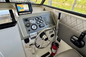 1997 Bayliner 2859 Ciera Express thumbnail 32