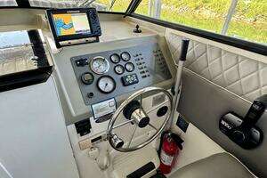 1997 Bayliner 2859 Ciera Express thumbnail 32