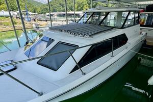1997 Bayliner 2859 Ciera Express thumbnail 18