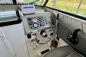 1997 Bayliner 2859 Ciera Express thumbnail 30