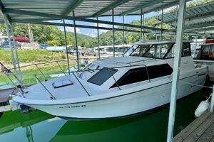1997 Bayliner 2859 Ciera Express thumbnail 1