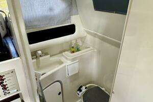1997 Bayliner 2859 Ciera Express thumbnail 58
