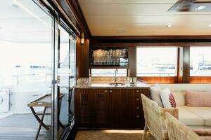 2010 Horizon Enclosed Pilothouse thumbnail 22