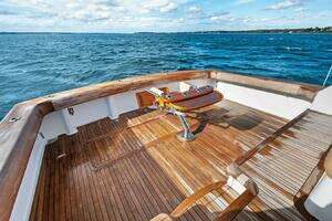 2001 Viking Sportfish thumbnail 9