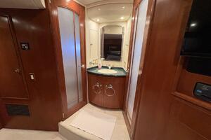 Isla Swintono 53ft Carver Yacht For Sale