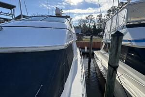 Isla Swintono 53ft Carver Yacht For Sale