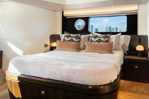 Triangle 58ft Absolute Yacht For Sale
