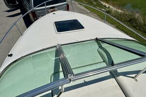 1999 Sea Ray 215 Express Cruiser thumbnail 80