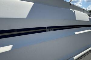 1999 Sea Ray 215 Express Cruiser thumbnail 225