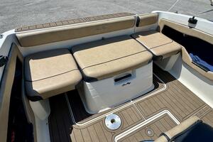 1999 Sea Ray 215 Express Cruiser thumbnail 71