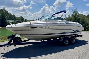 1999 Sea Ray 215 Express Cruiser thumbnail 18