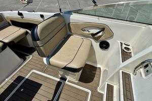 1999 Sea Ray 215 Express Cruiser thumbnail 63