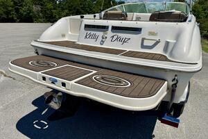 1999 Sea Ray 215 Express Cruiser thumbnail 21