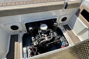 1999 Sea Ray 215 Express Cruiser thumbnail 74