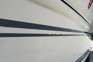 1999 Sea Ray 215 Express Cruiser thumbnail 200