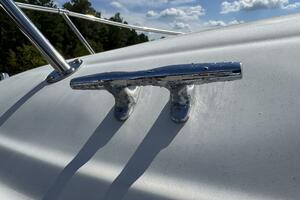 1999 Sea Ray 215 Express Cruiser thumbnail 228