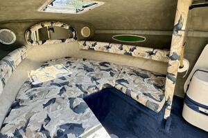 1999 Sea Ray 215 Express Cruiser thumbnail 40
