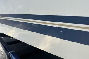 1999 Sea Ray 215 Express Cruiser thumbnail 112