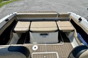 1999 Sea Ray 215 Express Cruiser thumbnail 70