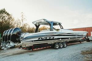 Unbridled 57ft MTI Yacht For Sale