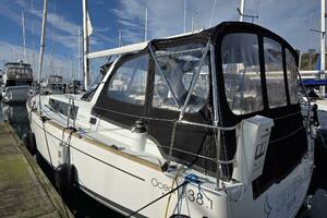 Clewless 38ft Beneteau Yacht For Sale