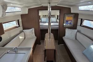 Clewless 38ft Beneteau Yacht For Sale