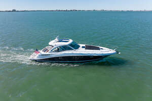 2010 Sea Ray 50 SUNDANCER thumbnail 3