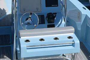 1996 Edgewater 210 Inshore thumbnail 3