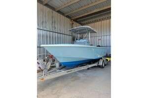 1996 Edgewater 210 Inshore thumbnail 1