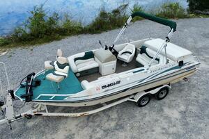 Photo 5987829 for 2002 Sun Tracker Party Deck 21  