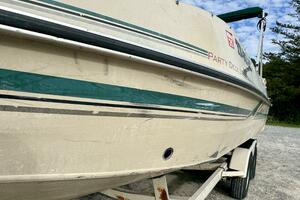 Photo 5987908 for 2002 Sun Tracker Party Deck 21  