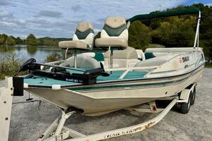 Photo 5987855 for 2002 Sun Tracker Party Deck 21  