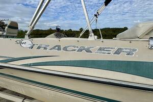 Photo 5987956 for 2002 Sun Tracker Party Deck 21  