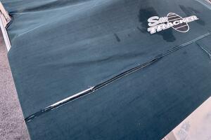 Photo 5987953 for 2002 Sun Tracker Party Deck 21  