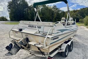 Photo 5987850 for 2002 Sun Tracker Party Deck 21  