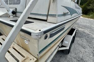 Photo 5987936 for 2002 Sun Tracker Party Deck 21  