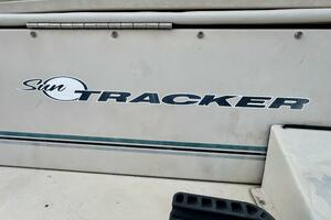 Photo 5987955 for 2002 Sun Tracker Party Deck 21  