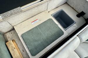 Photo 5987881 for 2002 Sun Tracker Party Deck 21  