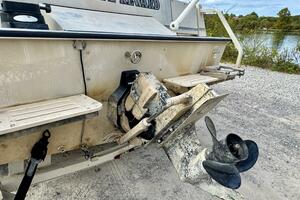 Photo 5987897 for 2002 Sun Tracker Party Deck 21  