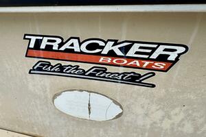 Photo 5987958 for 2002 Sun Tracker Party Deck 21  