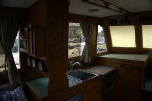 Lady mar 34ft Marine Trader Yacht For Sale