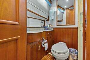 2006 Grand Banks Europa 46 thumbnail 44