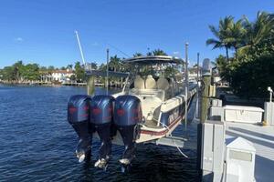 34FT (10.36M) CHRIS-CRAFT Worth Avenue Yachts