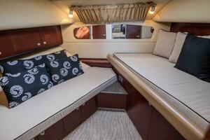 2006 Sea Ray 40 Motor Yacht thumbnail 17
