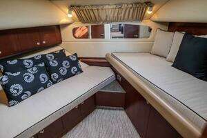 2006 Sea Ray 40 Motor Yacht thumbnail 17