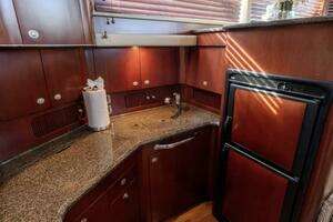 2006 Sea Ray 40 Motor Yacht thumbnail 14