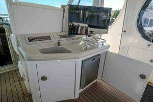 2006 Sea Ray 40 Motor Yacht thumbnail 8