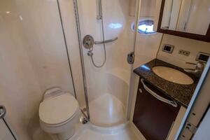2006 Sea Ray 40 Motor Yacht thumbnail 18