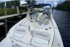30ft Sea Ray Yacht For Sale