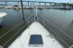1998 Jeanneau 45.2 thumbnail 11